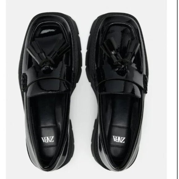 NWT TRACK SOLE LOAFERS WITH TASSEL DETAIL BLACK - Picture 4 of 8